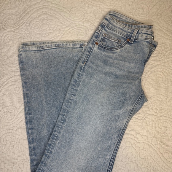 H&M low rise flared jeans NWT - Picture 2 of 5